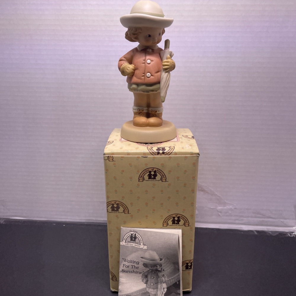 VTG 1992 Enesco Memories of Yesterday Waiting on Sunshine #S0102 w/Box